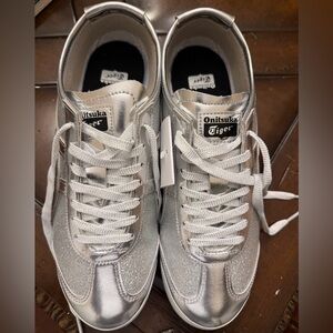 Onitsuka Tiger by Asics Metallic Silver Sneakers Women’s size US10